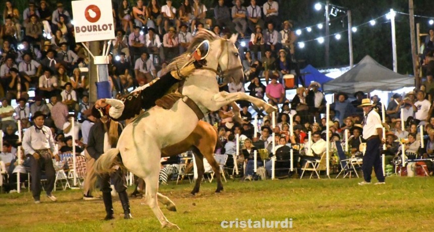 28, 29, 30 y 31 DE ENERO SE VIENE LA 34º FIESTA PROVINCIAL DEL CABALLO EN URDINARRAIN