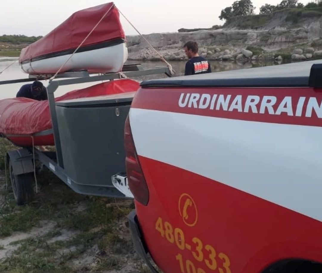 Buscan un joven que se arrojó al Rio Gguay en Tala