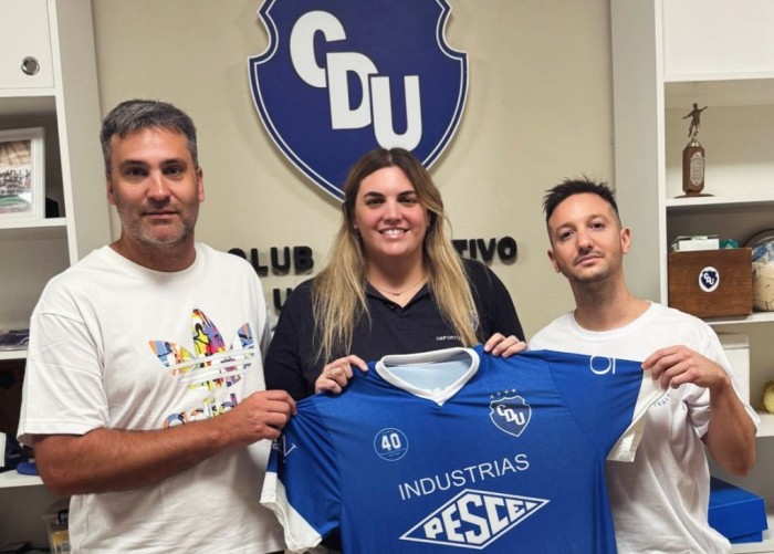 DEPORTIVO URDINARRAIN PRESENTÓ A SU NUEVO CUERPO TÉCNICO