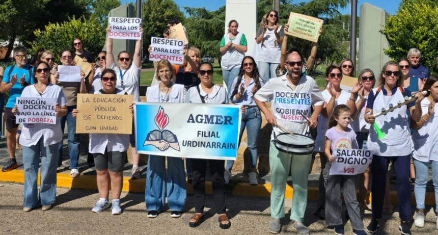 PARO DOCENTE y  MOVILIZACI&Oacute;N EN URDINARRAIN