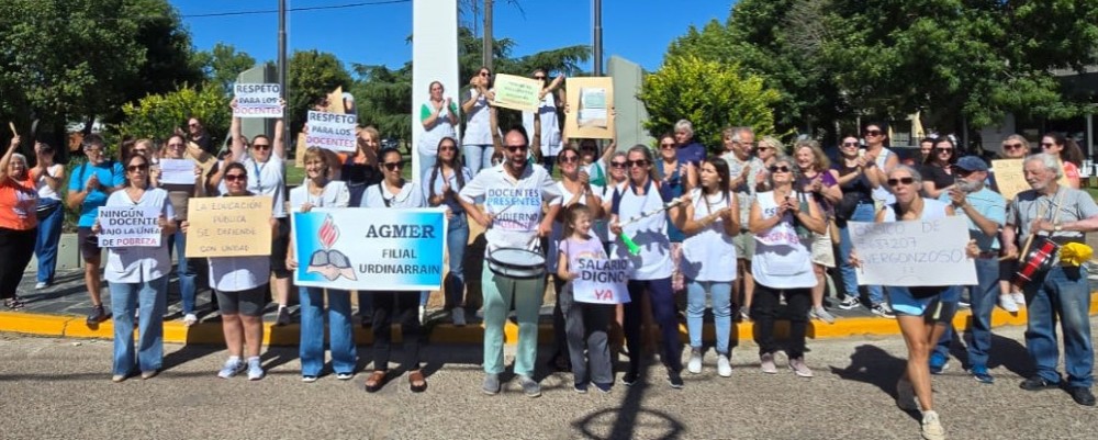 PARO DOCENTE y  MOVILIZACI&Oacute;N EN URDINARRAIN
