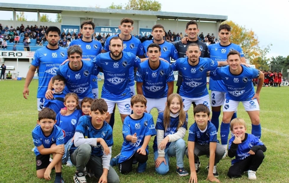 GANO DEPORTIVO y RECUPERÓ LA PUNTA - JUVENTUD URD GOLEÓ A P.NUEVO