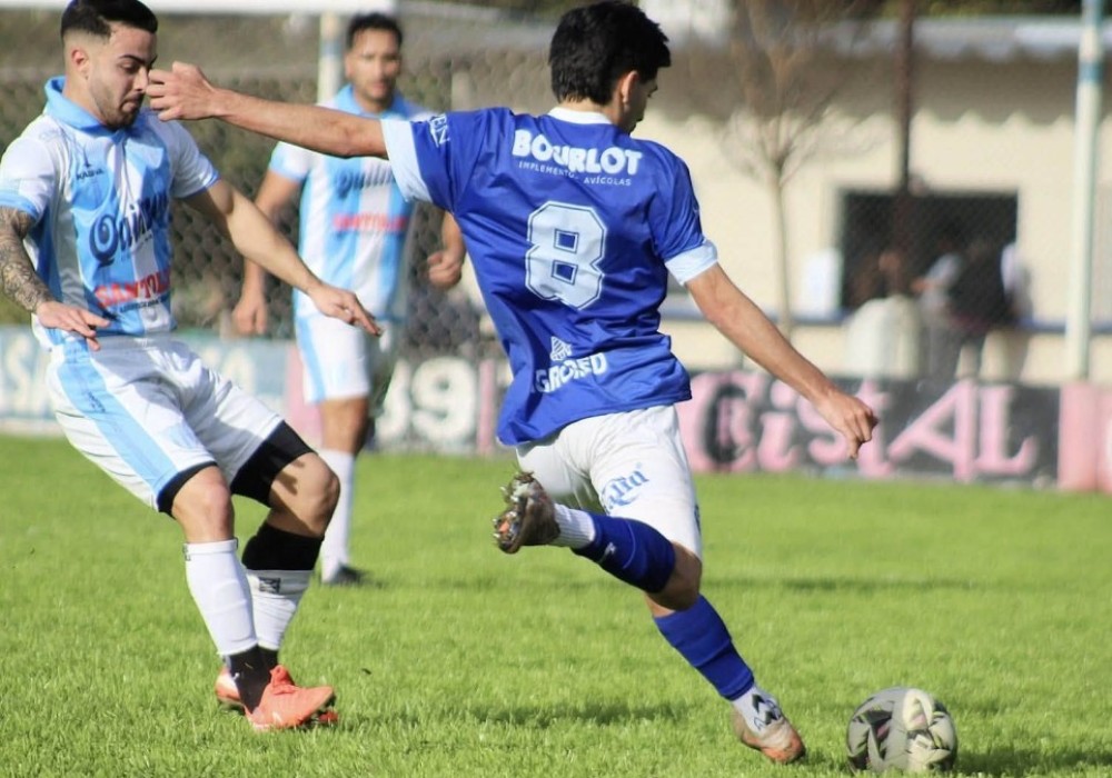 Deportivo Urdinarrain fren&oacute; a Juventud Unida luego de 19 partidos sin perder