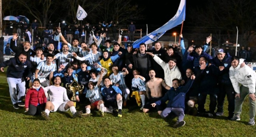 12 a&ntilde;os despu&eacute;s y contra el mismo rival, Juventud Unida se qued&oacute; con el Apertura 2026